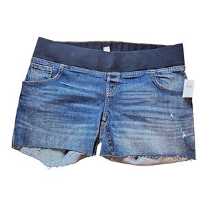 Old Navy Women's Maternity Distressed Denim Shorts Size 12 NWT